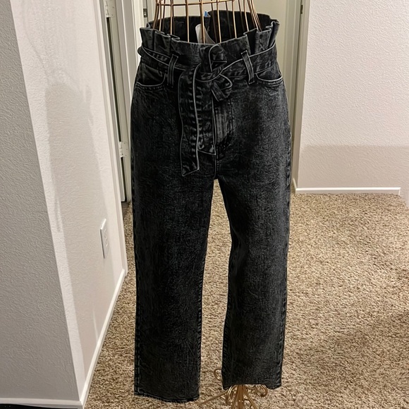 Alice and Olivia paperbag acid wash jeans 31 - Picture 3 of 7